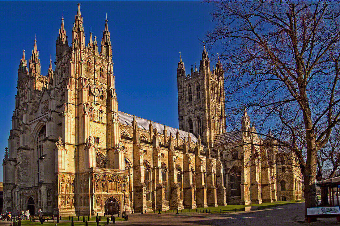 Top 10 Cathedrals in England, Scotland, and Wales | Guidester