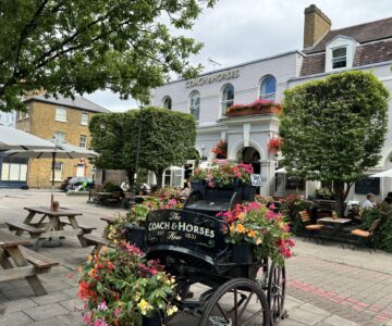 horse and coaches pub kew