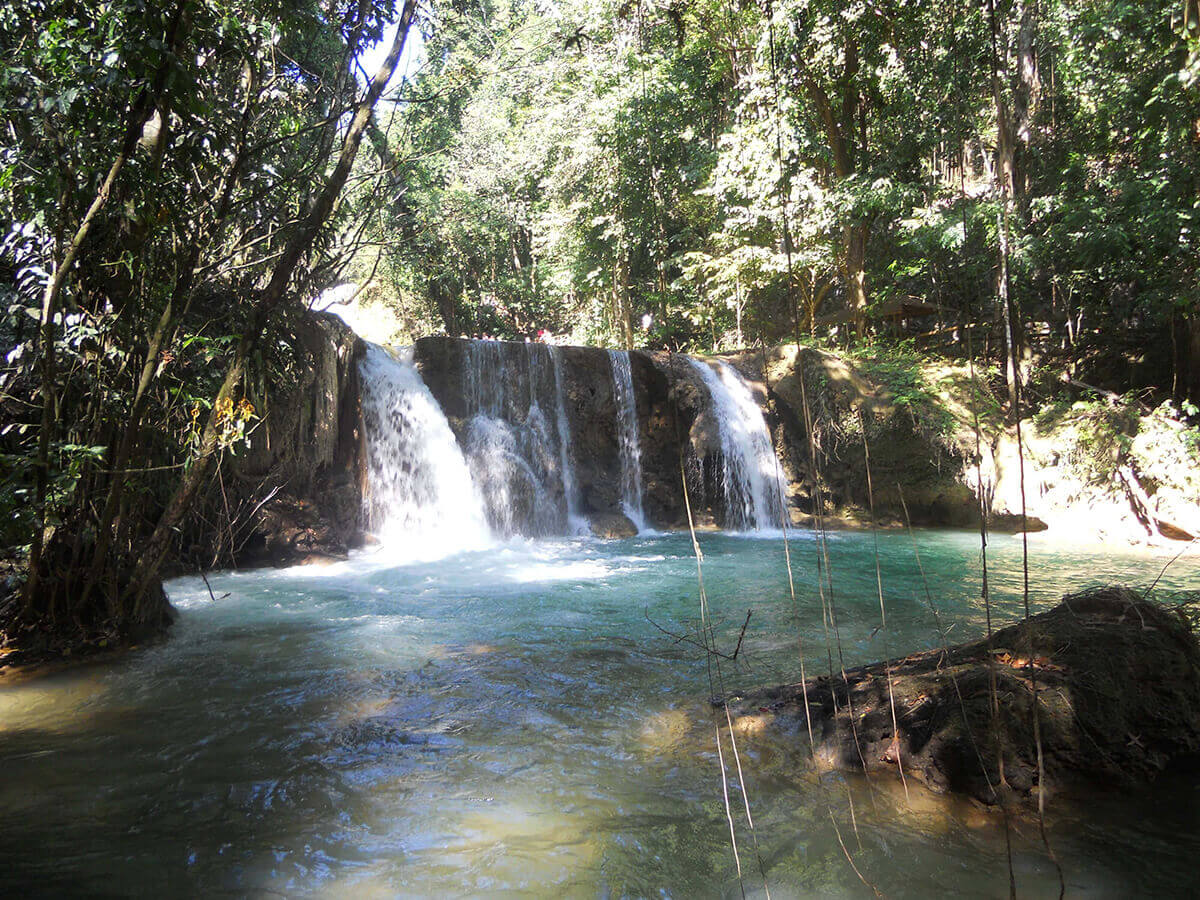 YS Falls, Jamaica Guidester