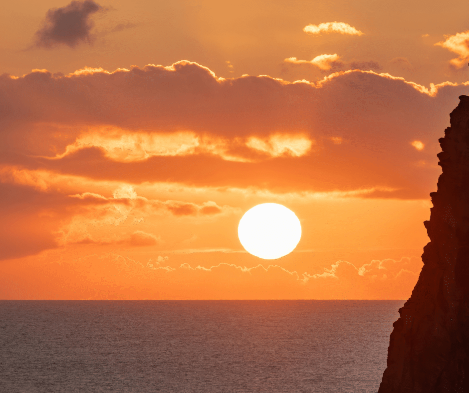 Spain’s northern coast offers cinematic atmosphere, while the inland plateau delivers wider horizons and stronger sky reliability