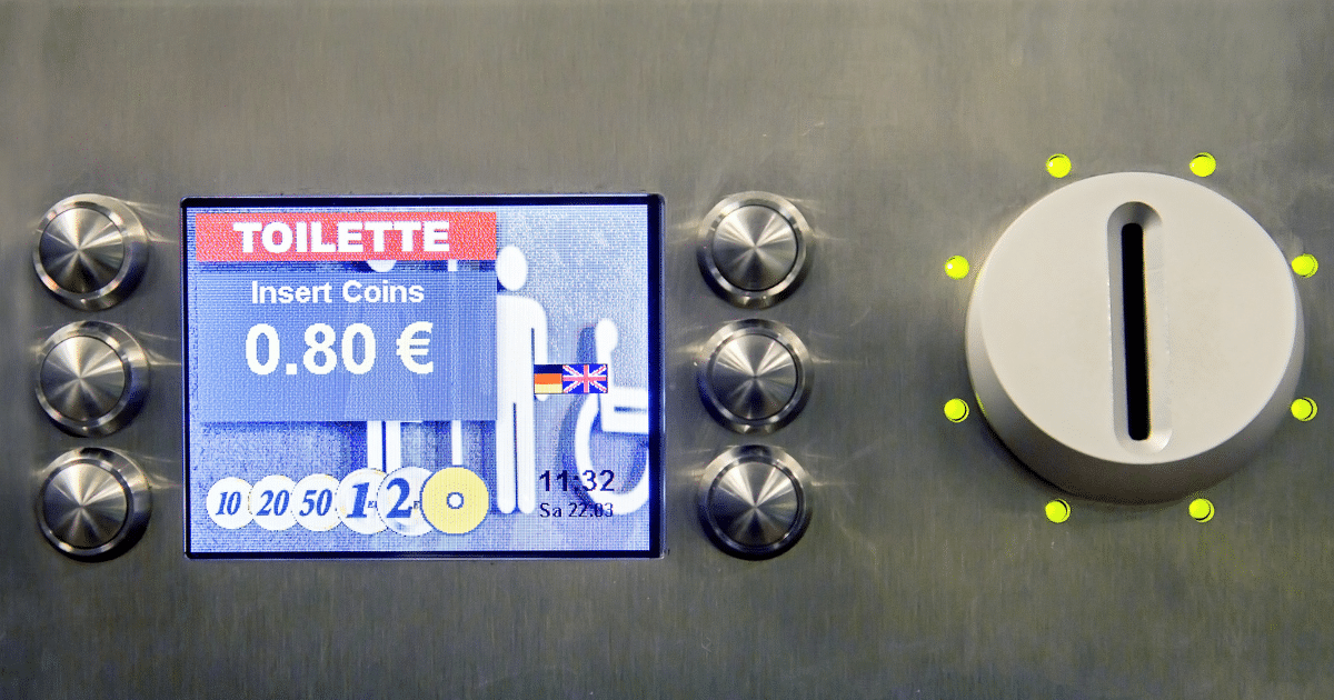 fee to use European public toilet