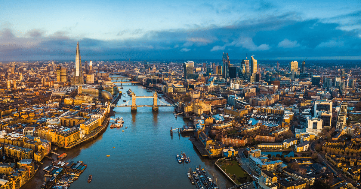 view of london skyline how many days should you spend in london