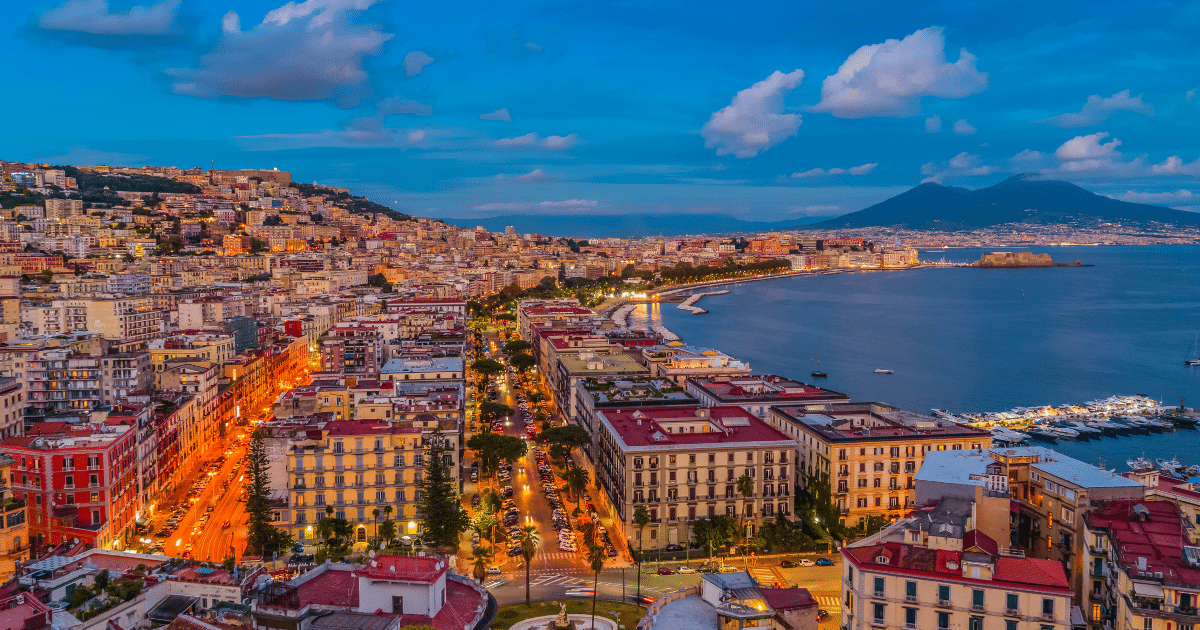 how many days to spend in Naples, Italy