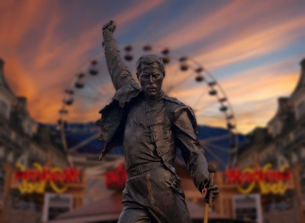 freddy mercury statue montreux