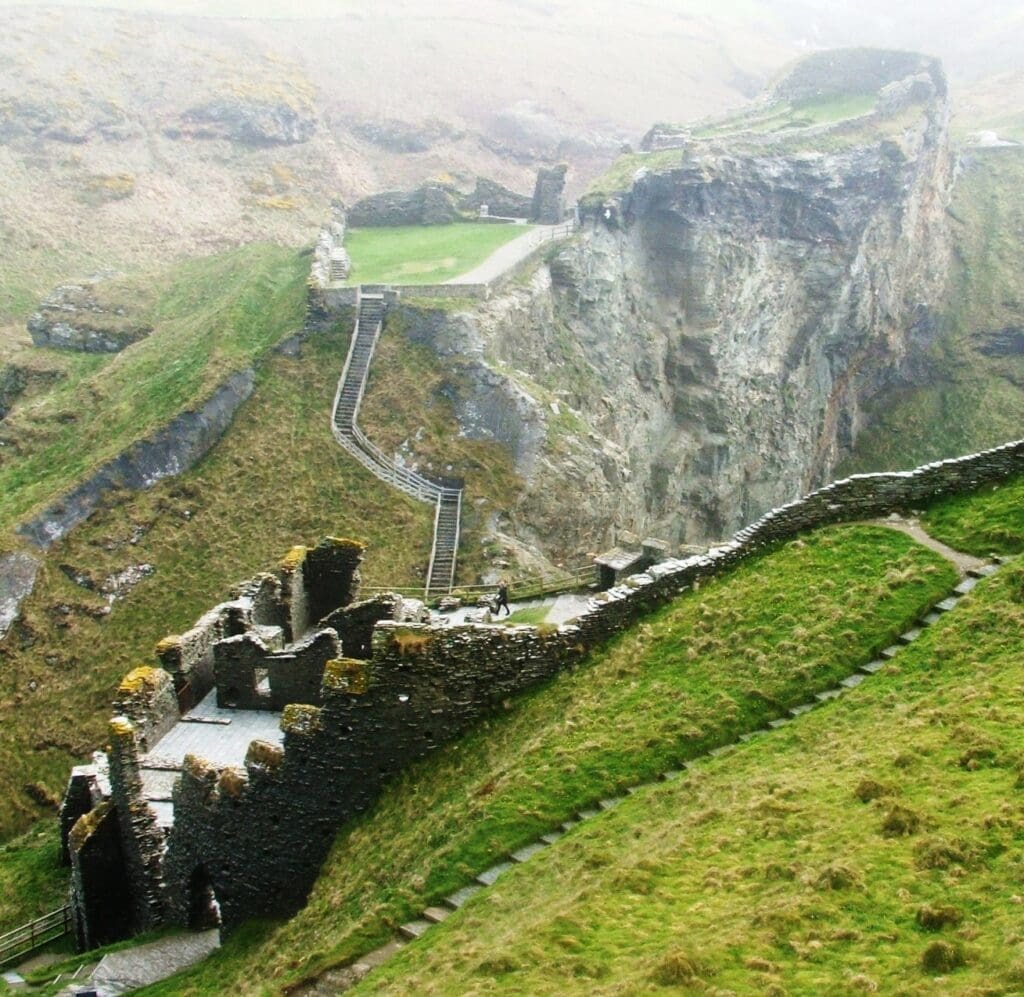 tintagel castle england